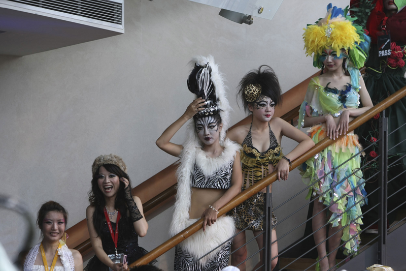 Illustration for article titled An entire Taiwanese city does Lady Gaga cosplay for "Lady Gaga Day"